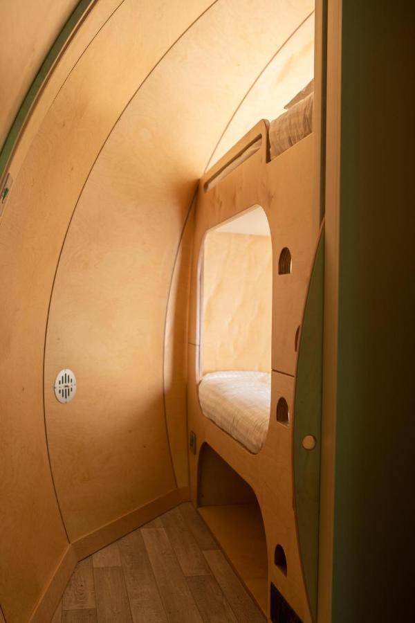 Glenarm Castle Ocean View Pods Hotell Exteriör bild